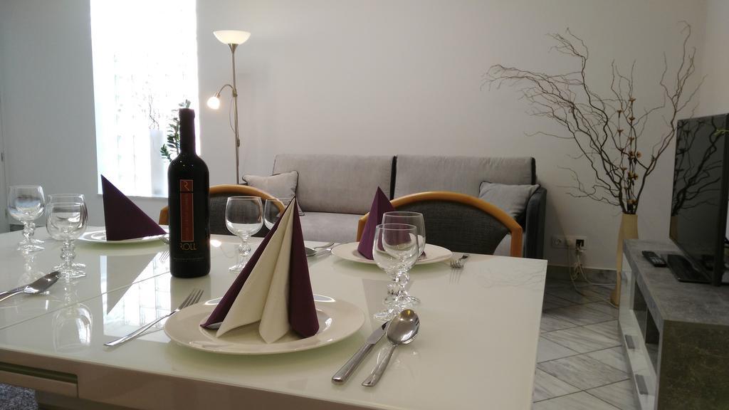 Apartmán Fueredi Haz Apartman Šoproň Exteriér fotografie
